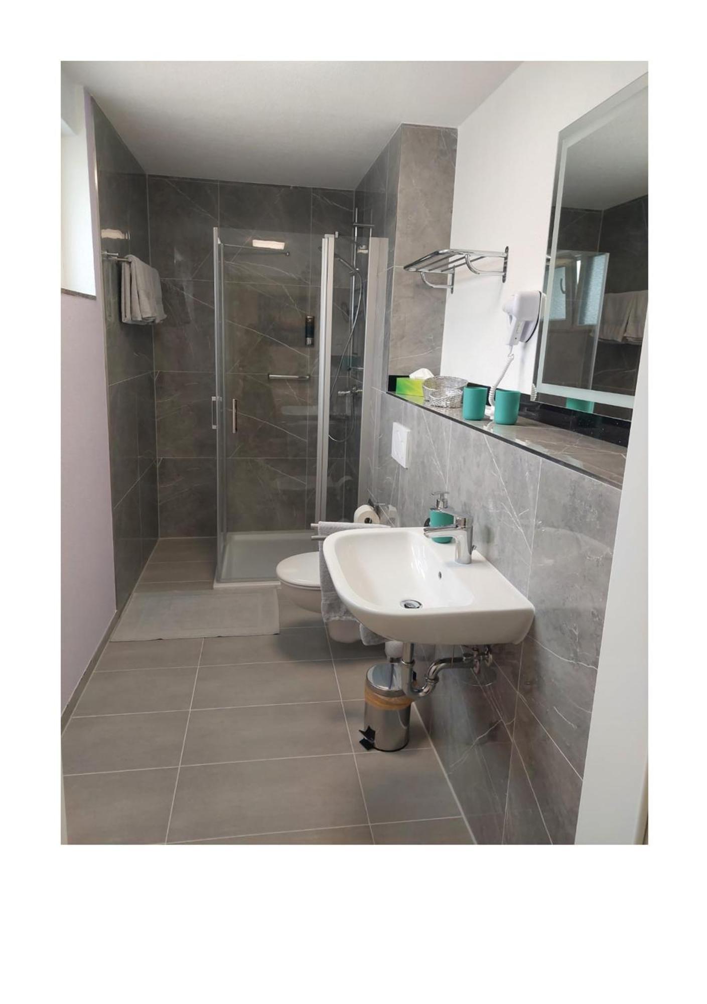 Bodensee Sunshine Zimmer & Apts. Uhldingen-Muehlhofen Luaran gambar