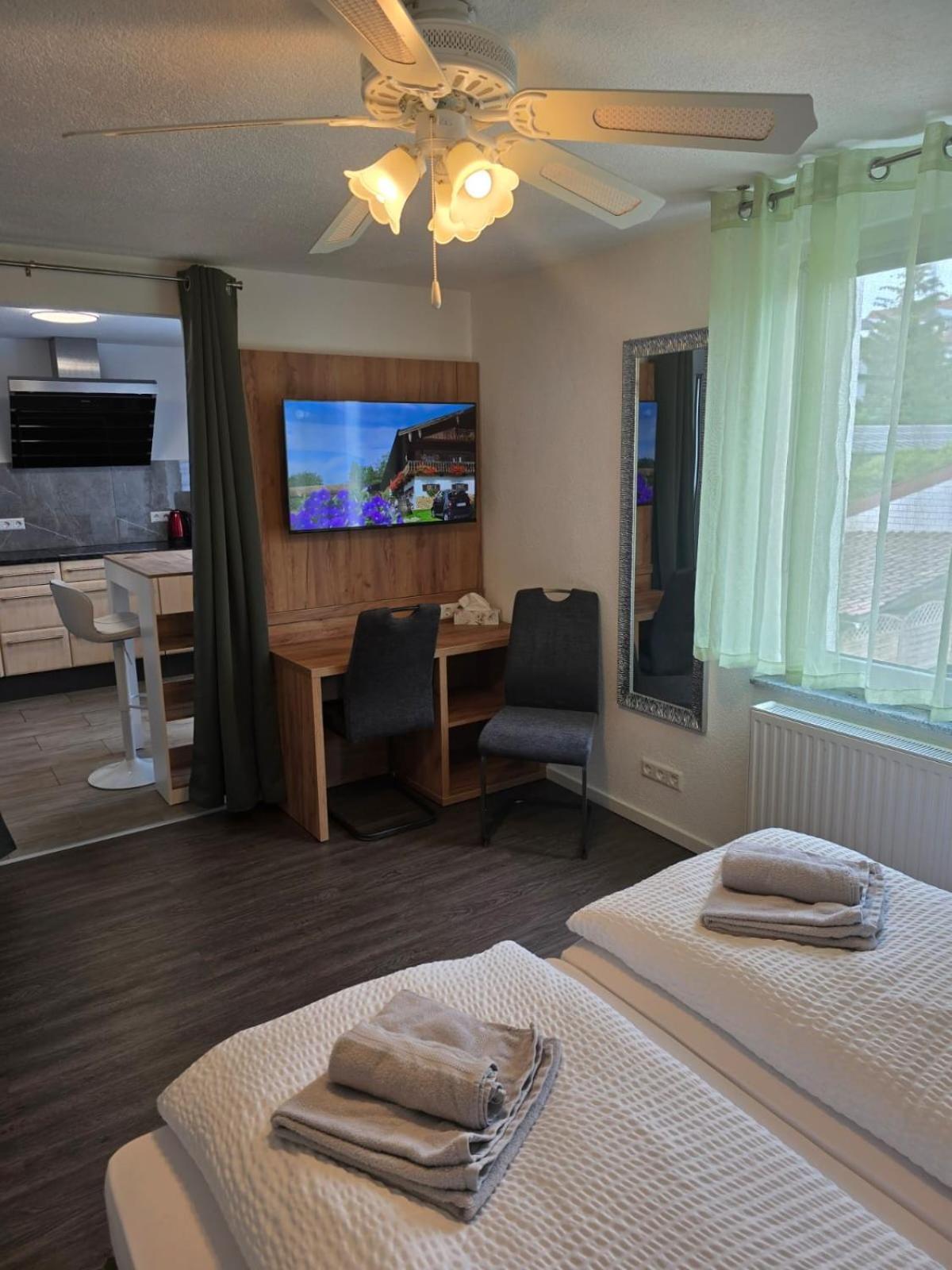 Bodensee Sunshine Zimmer & Apts. Uhldingen-Muehlhofen Luaran gambar